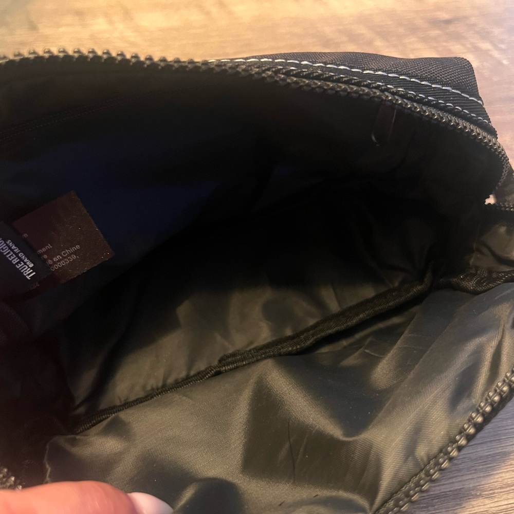 True religion bag - Picture 2 of 4